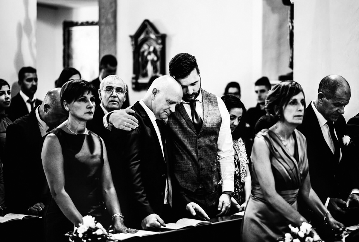 Fotografia di matrimonio in chiesa. Beniamino Lai, Fotografo professionista di Matrimonio in Sardegna.