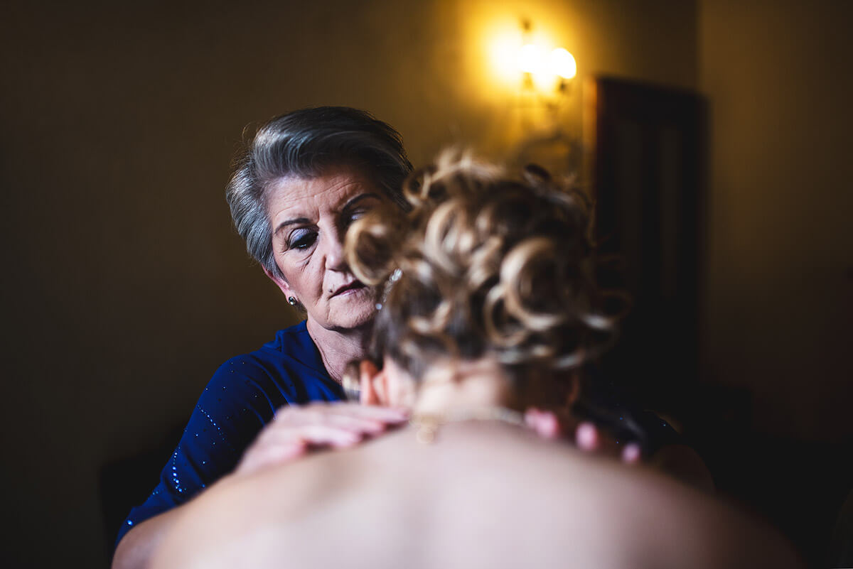 Matrimonio in campagna. Fotografo di matrimonio all'Antico Borgo Certosa, Pavia. Beniamino Lai